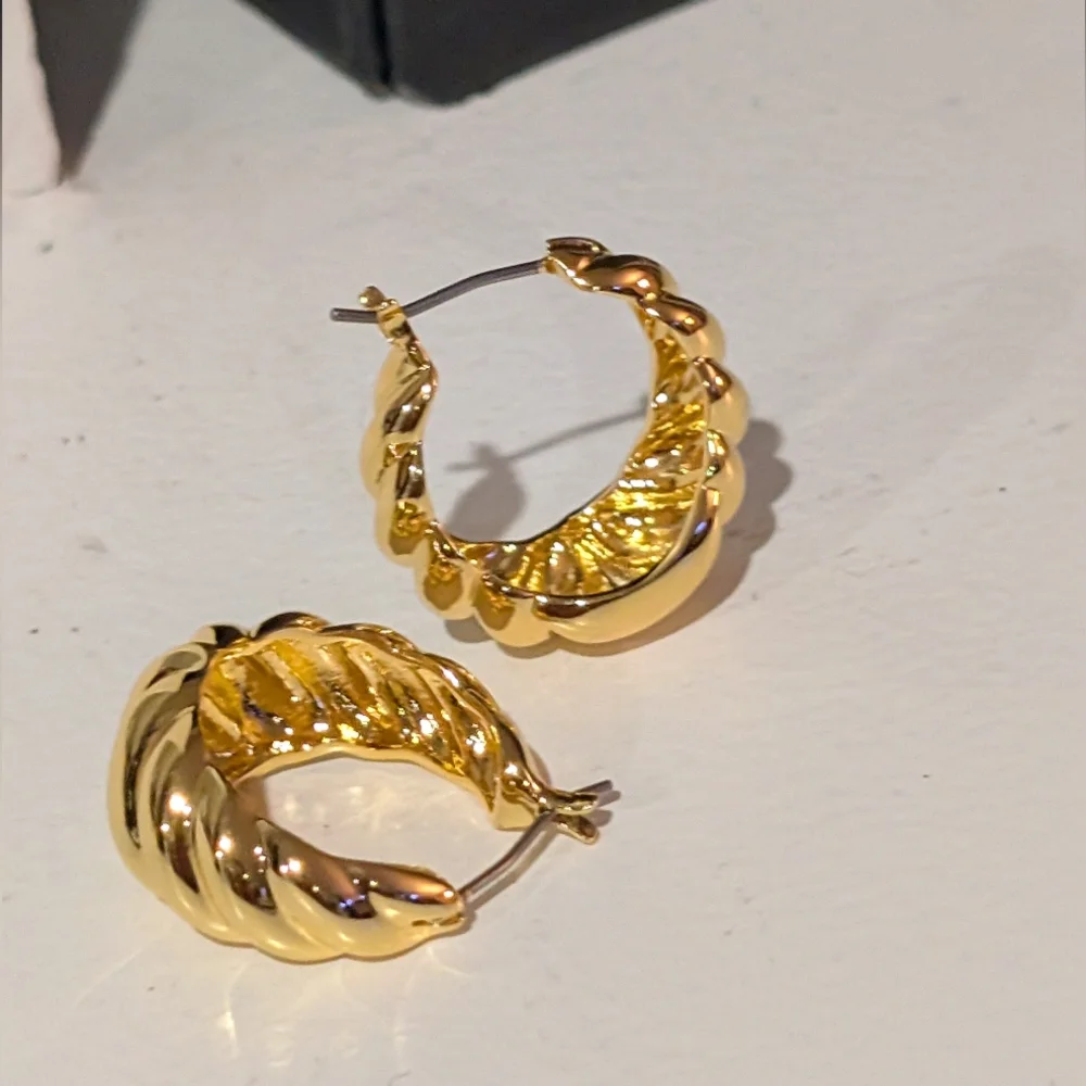 Kate Spade Twisted Gold Earrings